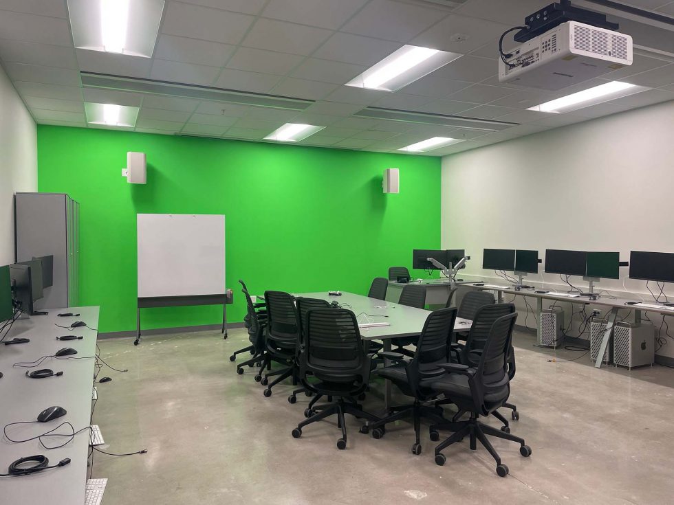 Mac Motion Graphics lab Arts and Digital Media