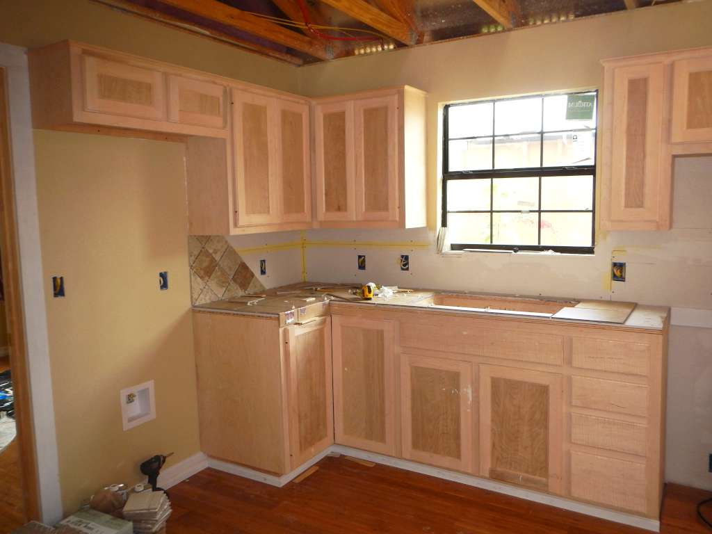 installed kitchen cabinets
