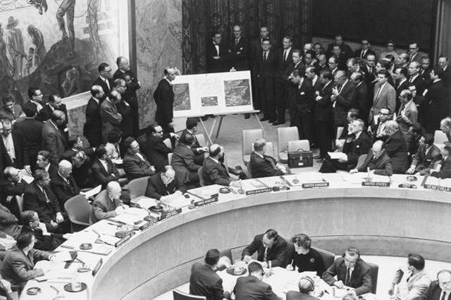 Adlai Stevenson II Shows Aerial Photos of Russian Missiles in Cuba to the United Nations Security Council