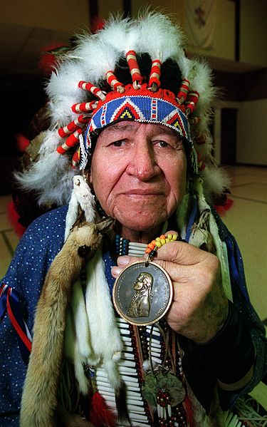 Sioux Chief w. Original Lewis & Clark Peace Medallion, 2001