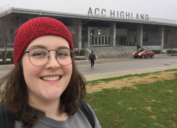 Image of ACC student Clair in front of Highland Campus