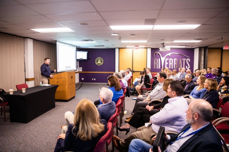 ACC Provost speaks to audience of faculty and staff 